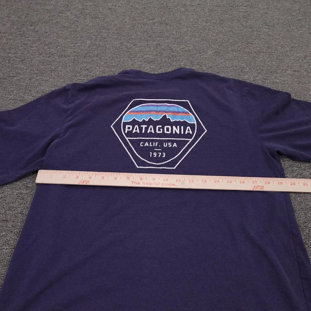 Patagonia Shirt Mens Medium Blue Calif USA 1973 Back Logo Graphic Tee Tagless